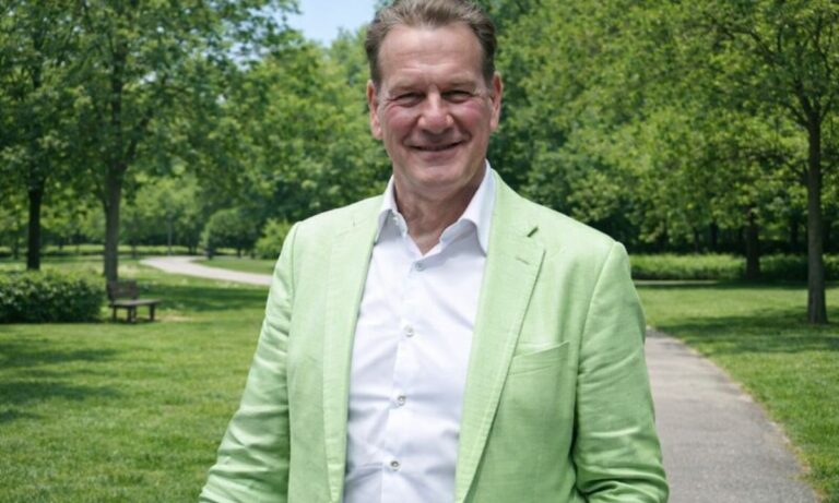 michael-portillos-biography-early-life-and-education